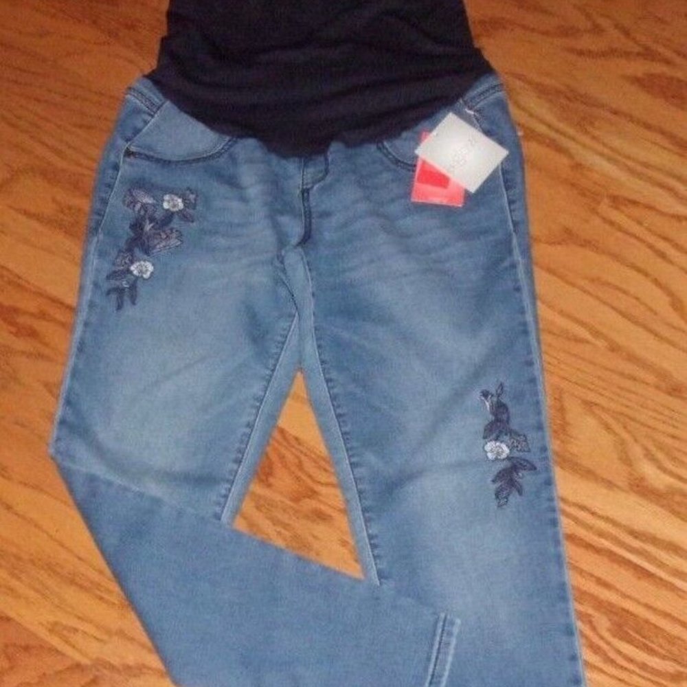 NEW ~ a-glow Size 6 Jegging MATERNITY JEANS ~ Embroidered STRETCH